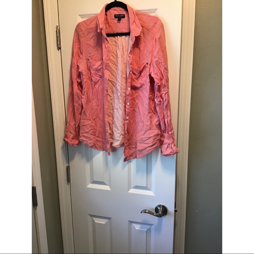 Ladies pink button up